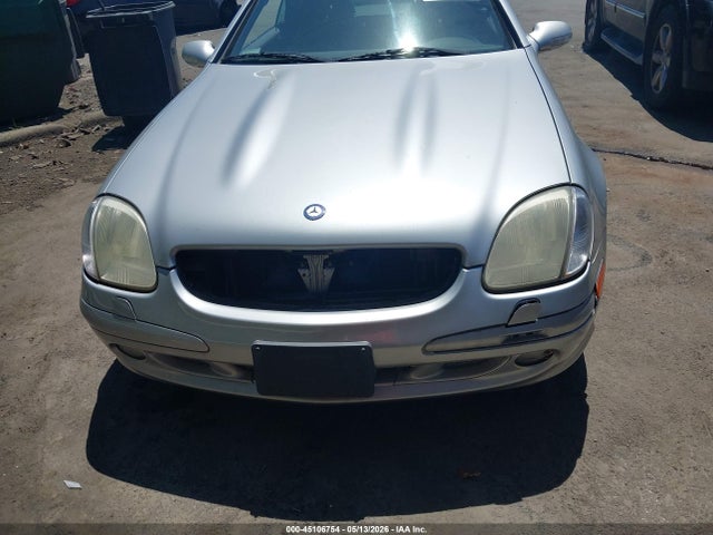 Aukcja sprzedaży 2002 Mercedes-benz Slk 320, vin: WDBKK65F62F249484, numer aukcji: 45106754
