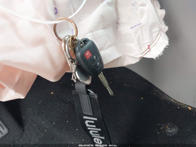 Продажа на аукционе авто 2018 Toyota Highlander Le, vin: 5TDZZRFH9JS239821, номер лота: 45106756