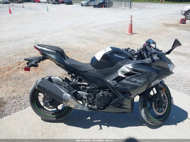 45106763 :رقم المزاد ، JKAEXKH14NDAH5089 vin ، 2022 Kawasaki Ex400 مزاد بيع