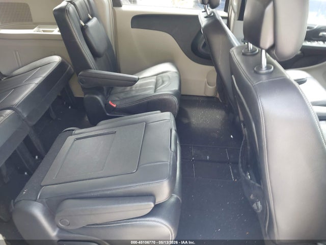 2013 Chrysler Town & Country Touring მანქანა იყიდება აუქციონზე, vin: 2C4RC1BG1DR745883, აუქციონის ნომერი: 45106770