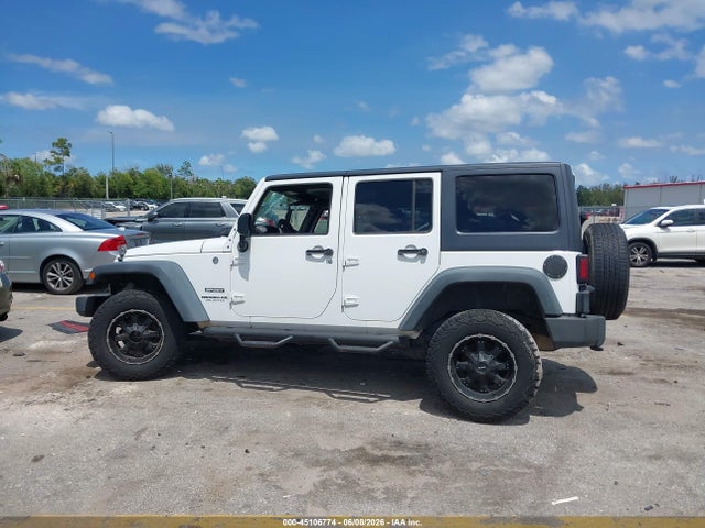 45106774 :رقم المزاد ، 1C4HJWDG8DL672838 vin ، 2013 Jeep Wrangler Unlimited Sport مزاد بيع