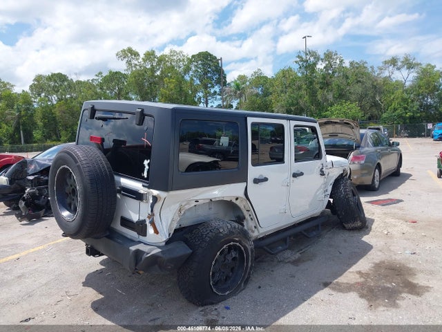 45106774 :رقم المزاد ، 1C4HJWDG8DL672838 vin ، 2013 Jeep Wrangler Unlimited Sport مزاد بيع