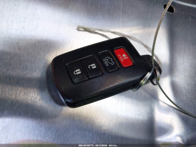 2018 Toyota Rav4 Xle მანქანა იყიდება აუქციონზე, vin: JTMRFREV7JD230613, აუქციონის ნომერი: 45106775