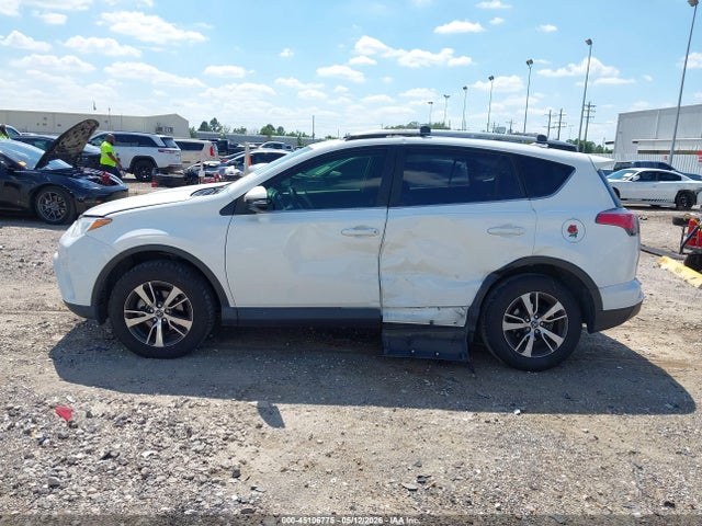 2018 Toyota Rav4 Xle მანქანა იყიდება აუქციონზე, vin: JTMRFREV7JD230613, აუქციონის ნომერი: 45106775