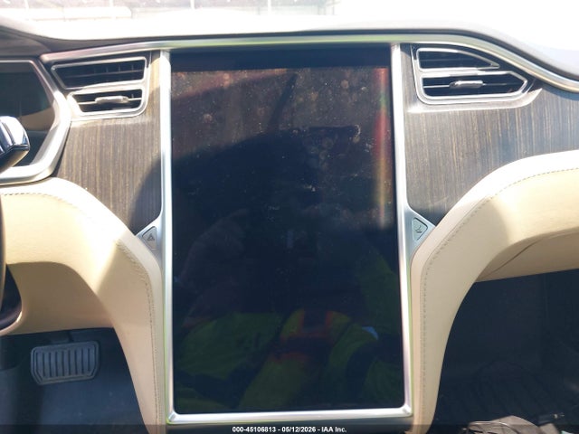 Auction sale of the 2013 Tesla Model S, vin: 5YJSA1DN6DFP12067, lot number: 45106813