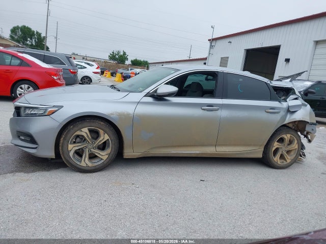 45106818 :رقم المزاد ، 1HGCV1F52JA187293 vin ، 2018 Honda Accord Ex-l مزاد بيع