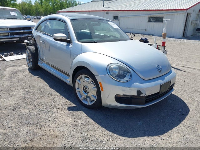 Volkswagen Beetle 2.5l 2014 3VWJP7AT7EM617334 головне зображення