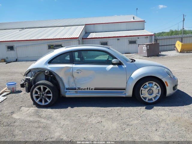 Volkswagen Beetle 2.5l 2014 3VWJP7AT7EM617334 Image 14