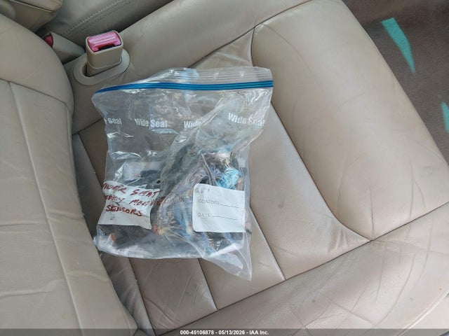 45106878 :رقم المزاد ، 1LNHM82W0YY821776 vin ، 2000 Lincoln Town Car Signature مزاد بيع