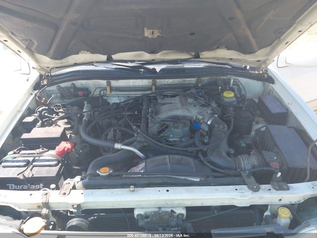 45106919 :رقم المزاد ، JNRAR07Y6YW085568 vin ، 2000 Infiniti Qx4 مزاد بيع