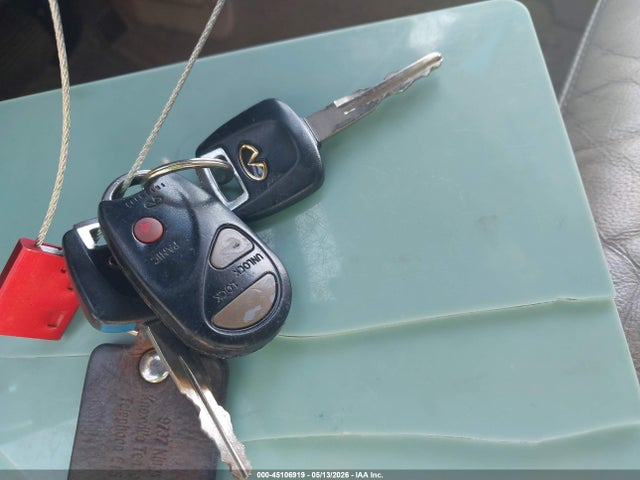 45106919 :رقم المزاد ، JNRAR07Y6YW085568 vin ، 2000 Infiniti Qx4 مزاد بيع