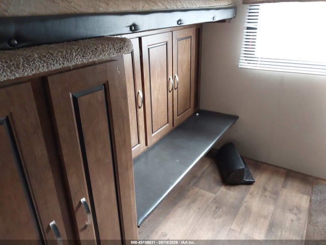 Продажа на аукционе авто 2017 Forest River Salem, vin: 4X4TSMD22HA318583, номер лота: 45106931