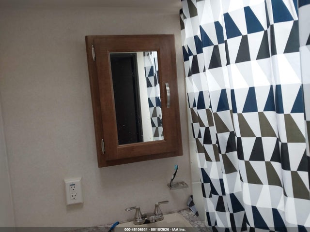Продажа на аукционе авто 2017 Forest River Salem, vin: 4X4TSMD22HA318583, номер лота: 45106931
