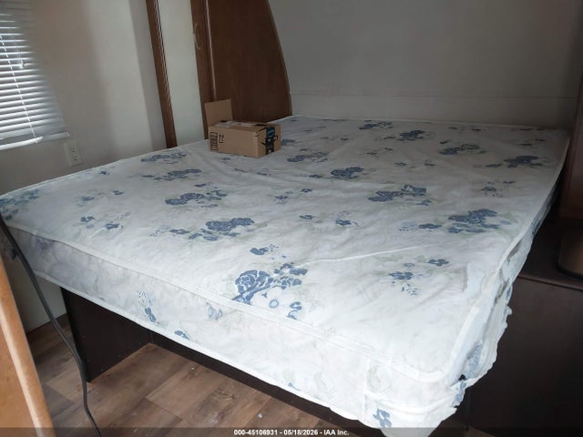 Продажа на аукционе авто 2017 Forest River Salem, vin: 4X4TSMD22HA318583, номер лота: 45106931