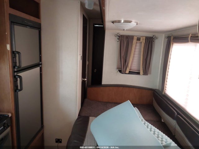 Продажа на аукционе авто 2017 Forest River Salem, vin: 4X4TSMD22HA318583, номер лота: 45106931