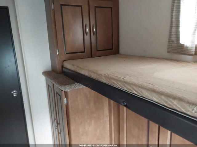 Продажа на аукционе авто 2017 Forest River Salem, vin: 4X4TSMD22HA318583, номер лота: 45106931