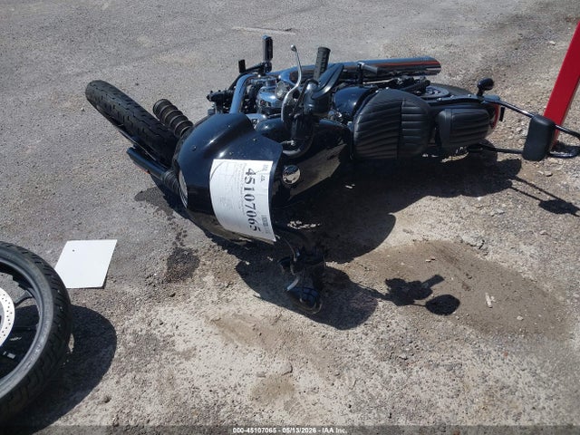 Harley-Davidson FXBB 2025 1HD1YJ917SB041875 Image 2