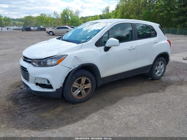 Продажа на аукционе авто 2017 Chevrolet Trax Ls, vin: 3GNCJNSB4HL283689, номер лота: 45107076