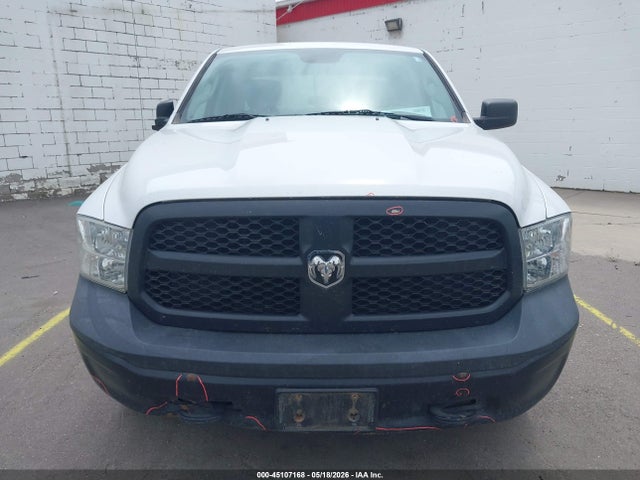 2019 Ram 1500 Classic Tradesman  4x4 5'7 Box მანქანა იყიდება აუქციონზე, vin: 1C6RR7KG3KS645501, აუქციონის ნომერი: 45107168