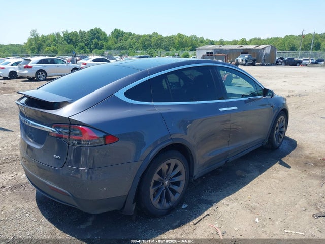 Продажа на аукционе авто 2018 Tesla Model X 100d/75d/p100d, vin: 5YJXCDE23JF140246, номер лота: 45107191