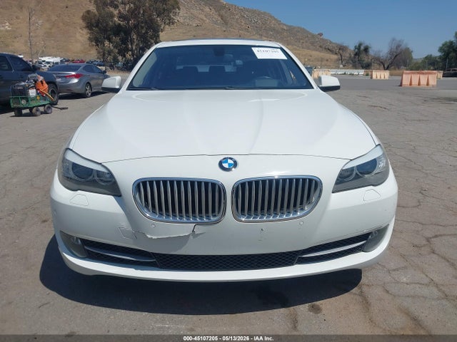 45107205 :رقم المزاد ، WBAFZ9C52DD090923 vin ، 2013 Bmw Activehybrid 5 مزاد بيع