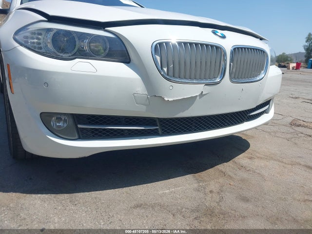 45107205 :رقم المزاد ، WBAFZ9C52DD090923 vin ، 2013 Bmw Activehybrid 5 مزاد بيع