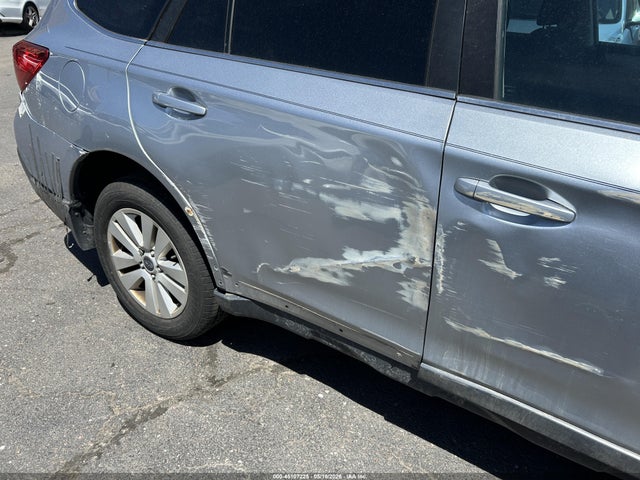 Продажа на аукционе авто 2018 Subaru Outback 2.5i Premium, vin: 4S4BSACC4J3274697, номер лота: 45107225