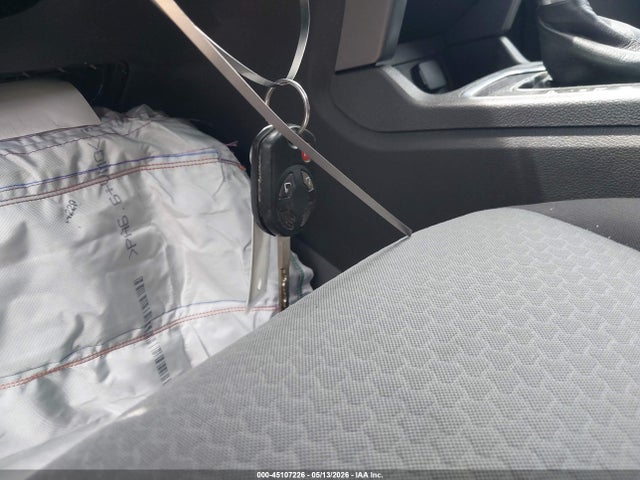 Продажа на аукционе авто 2018 Ford Escape Se, vin: 1FMCU9GD5JUD00928, номер лота: 45107226