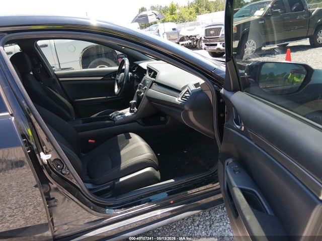 45107241 :رقم المزاد ، SHHFK7H47HU226424 vin ، 2017 Honda Civic Sport مزاد بيع