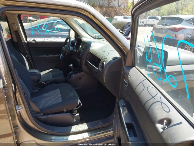 2015 Jeep Patriot Latitude მანქანა იყიდება აუქციონზე, vin: 1C4NJRFB0FD169078, აუქციონის ნომერი: 45107264