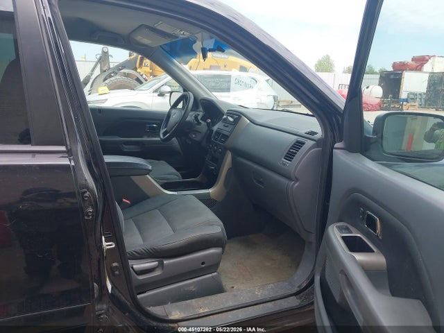 45107282 :رقم المزاد ، 5FNYF181X7B017095 vin ، 2007 Honda Pilot Lx مزاد بيع