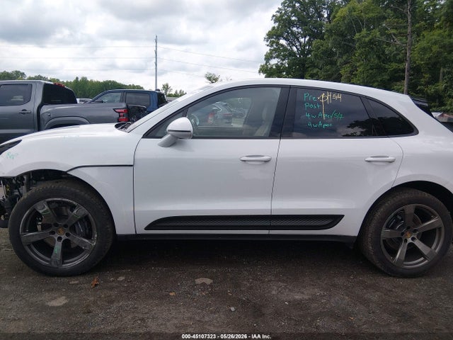 Porsche Macan 2022 WP1AA2A52NLB01696 Image 14