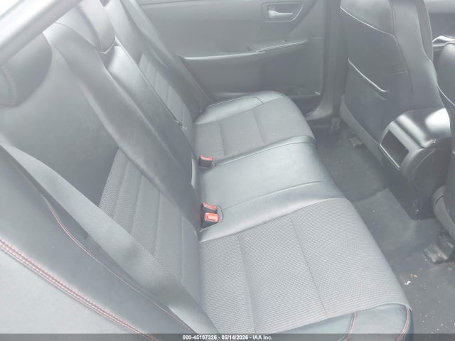 45107326 :رقم المزاد ، 4T1BF1FK2HU377824 vin ، 2017 Toyota Camry Se مزاد بيع