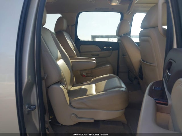 Продажа на аукционе авто 2013 Gmc Yukon Xl 1500 Denali, vin: 1GKS1MEF5DR233047, номер лота: 45107353