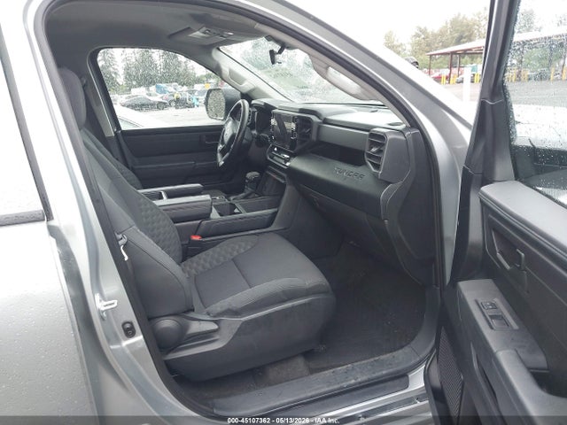 45107362 :رقم المزاد ، 5TFKB5DB0NX001112 vin ، 2022 Toyota Tundra Sr مزاد بيع