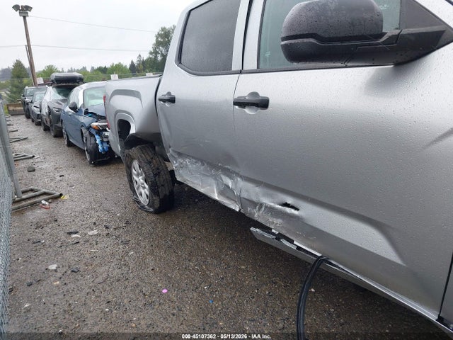 45107362 :رقم المزاد ، 5TFKB5DB0NX001112 vin ، 2022 Toyota Tundra Sr مزاد بيع