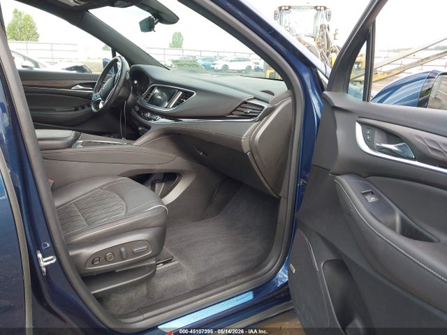 Buick Enclave Avenir Awd 2023 5GAEVCKWXPJ191684 Image 5