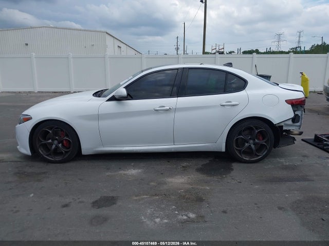 Продажа на аукционе авто 2018 Alfa Romeo Giulia Ti Sport Rwd, vin: ZARFAECN4J7594733, номер лота: 45107469