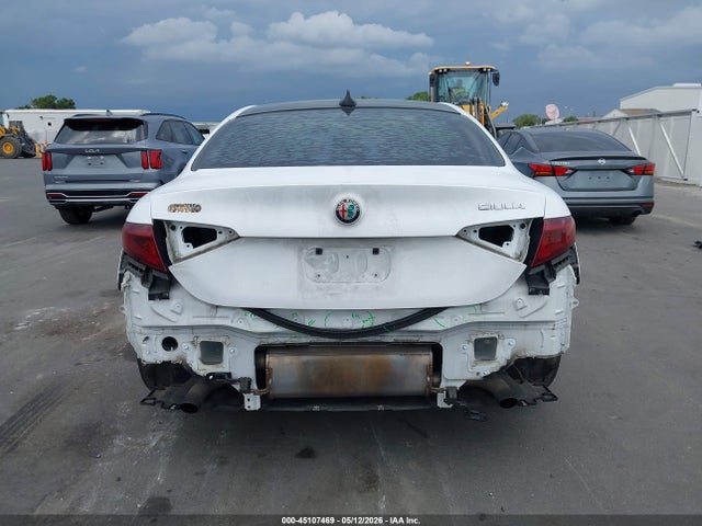 Продажа на аукционе авто 2018 Alfa Romeo Giulia Ti Sport Rwd, vin: ZARFAECN4J7594733, номер лота: 45107469