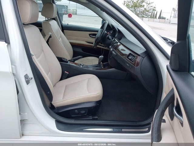 45107475 :رقم المزاد ، WBAPH5G56BNM83955 vin ، 2011 Bmw 328i مزاد بيع