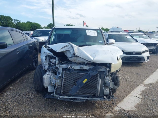 45107502 :رقم المزاد ، JTLZE4FE2FJ068519 vin ، 2015 Scion Xb مزاد بيع