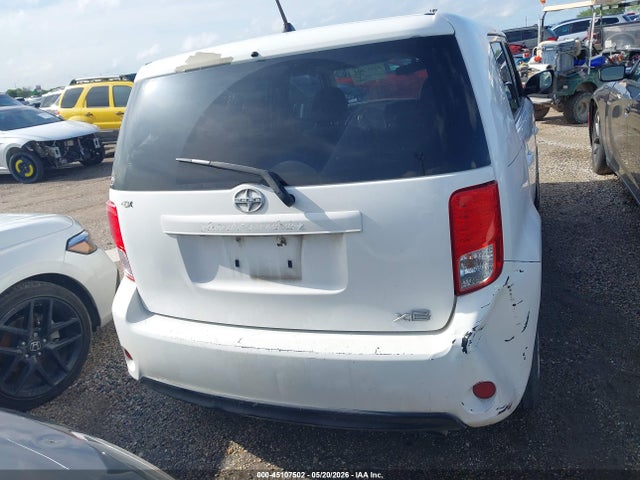 45107502 :رقم المزاد ، JTLZE4FE2FJ068519 vin ، 2015 Scion Xb مزاد بيع