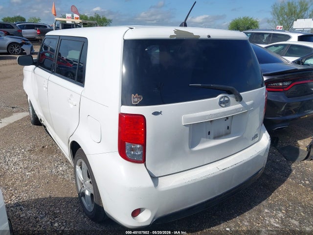 45107502 :رقم المزاد ، JTLZE4FE2FJ068519 vin ، 2015 Scion Xb مزاد بيع