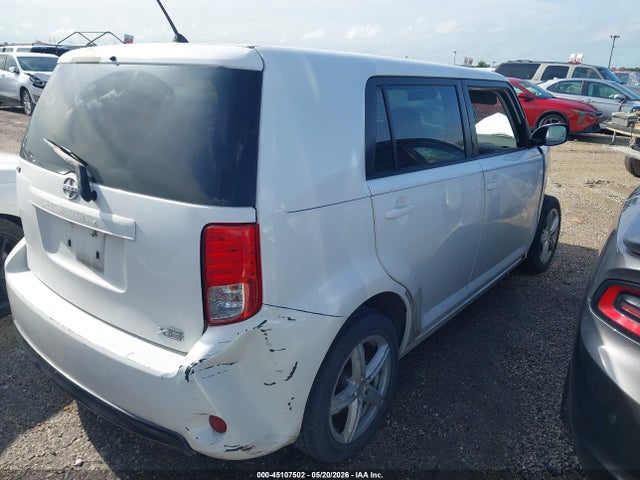 45107502 :رقم المزاد ، JTLZE4FE2FJ068519 vin ، 2015 Scion Xb مزاد بيع