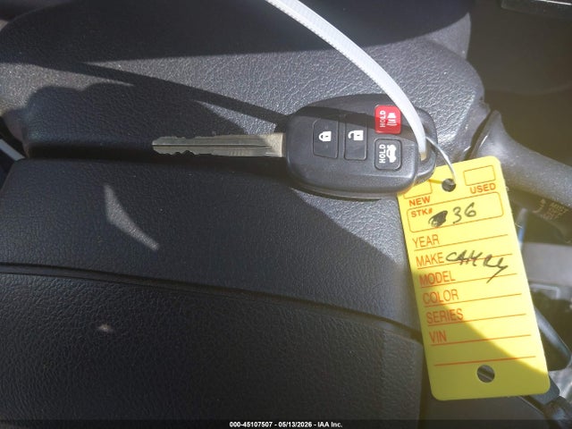 45107507 :رقم المزاد ، 4T1BF1FK6HU419640 vin ، 2017 Toyota Camry Se مزاد بيع