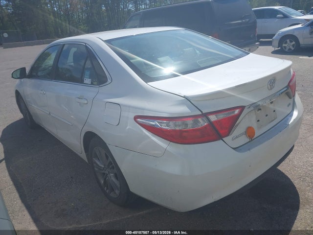 45107507 :رقم المزاد ، 4T1BF1FK6HU419640 vin ، 2017 Toyota Camry Se مزاد بيع