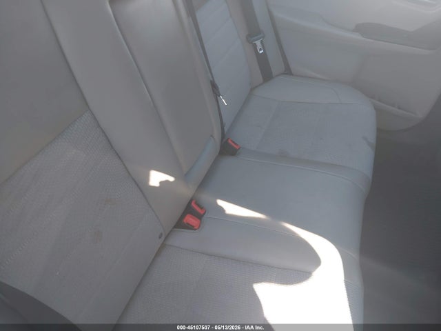 45107507 :رقم المزاد ، 4T1BF1FK6HU419640 vin ، 2017 Toyota Camry Se مزاد بيع