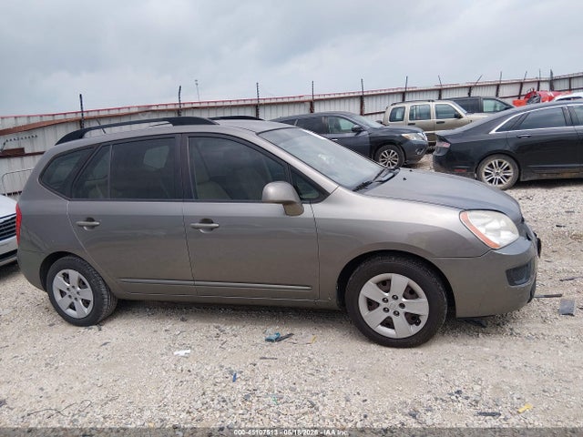 45107513 :رقم المزاد ، KNAFG528597266198 vin ، 2009 Kia Rondo Lx مزاد بيع