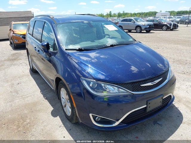Aukcja sprzedaży 2017 Chrysler Pacifica Touring-l, vin: 2C4RC1BG2HR538330, numer aukcji: 45107564