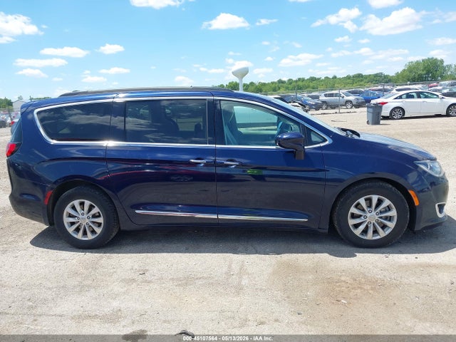 Aukcja sprzedaży 2017 Chrysler Pacifica Touring-l, vin: 2C4RC1BG2HR538330, numer aukcji: 45107564